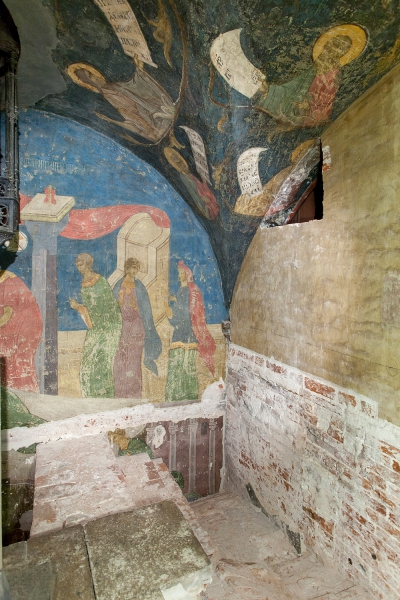 В Успенском соборе Московского Кремля нашли неизвестные фрески